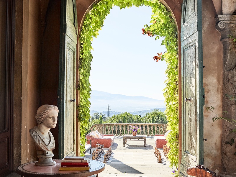 Il Palagio: The Vineyard Saved by Rock Royalty