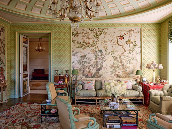 Legendary French decorator Henri Samuel, a favorite in high-society homes, was inspired by a range of styles in his work, as seen in the Winter Garden room, which nods to 18th-century European chinoiserie.